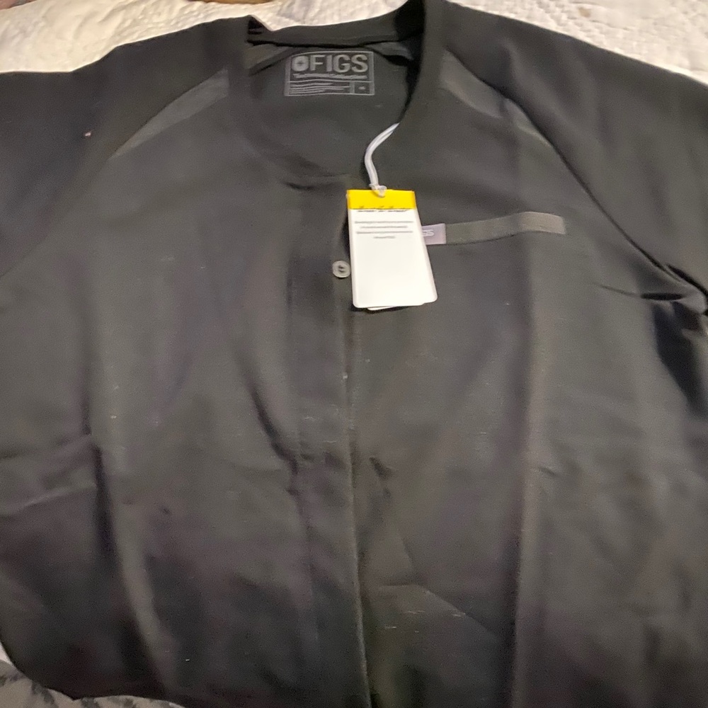 Figs Tela small NWT $50